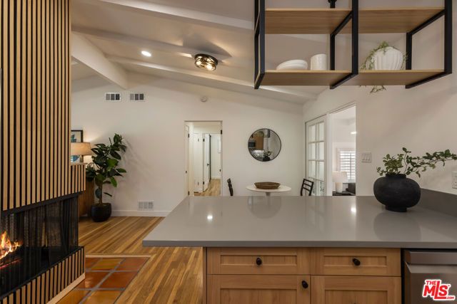 1881 Hackett Avenue, Long Beach, CA 90815