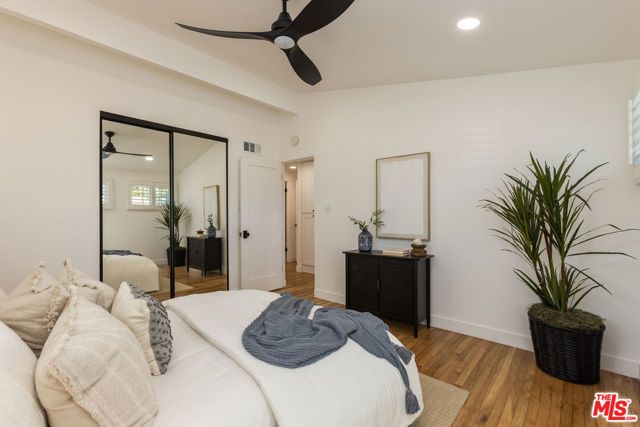 1881 Hackett Avenue, Long Beach, CA 90815