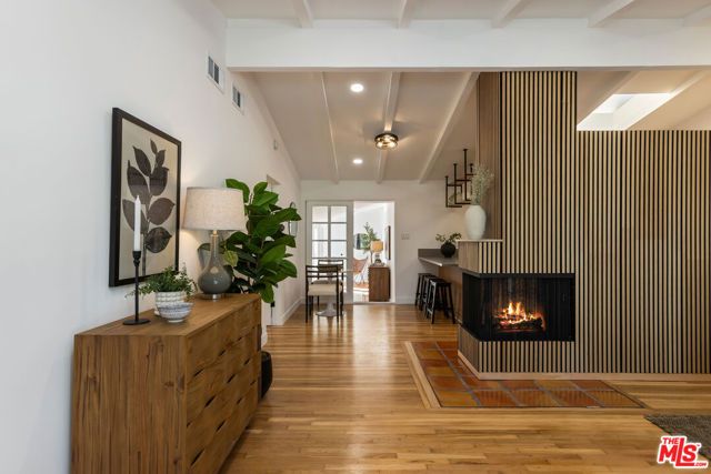 1881 Hackett Avenue, Long Beach, CA 90815