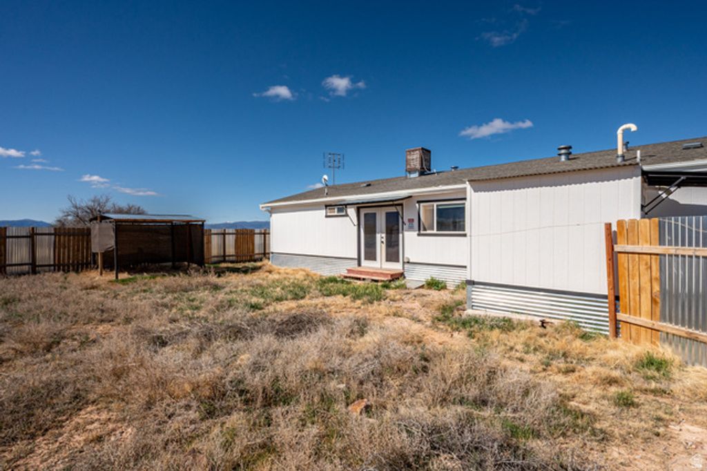 Image 33 of property listing at 5418 N 3575 W, Cedar City, UT 84721