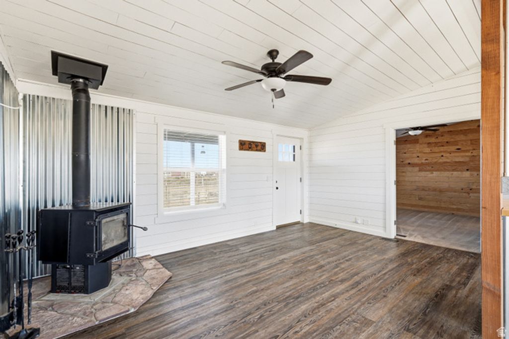 Image 7 of property listing at 5418 N 3575 W, Cedar City, UT 84721