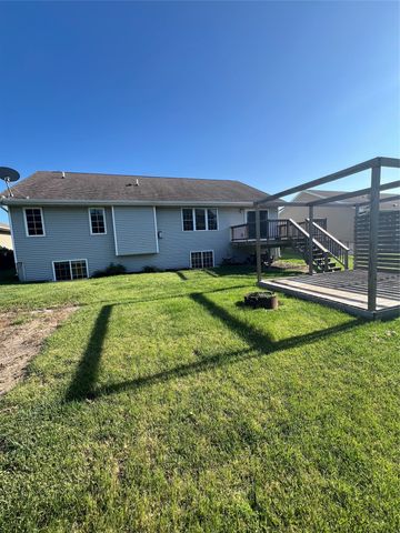2411 NW Ashland Parkway, Ankeny, IA 50023