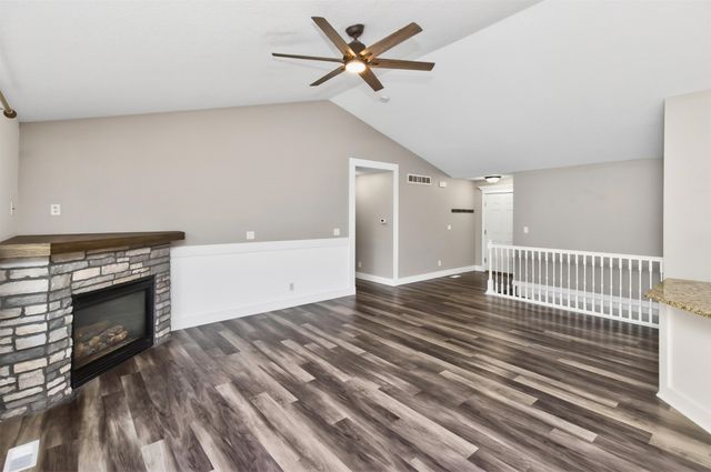 2411 NW Ashland Parkway, Ankeny, IA 50023