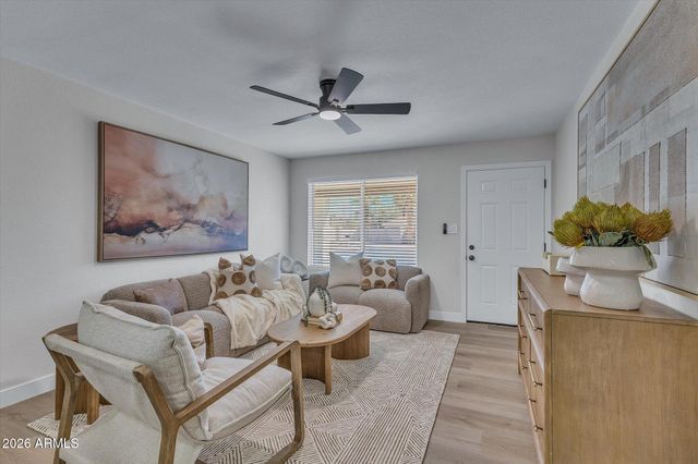 2247 S EMERSON Circle, Mesa, AZ 85210