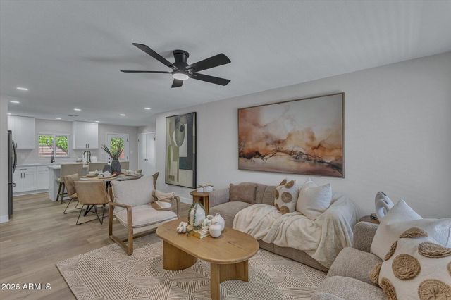 2247 S EMERSON Circle, Mesa, AZ 85210