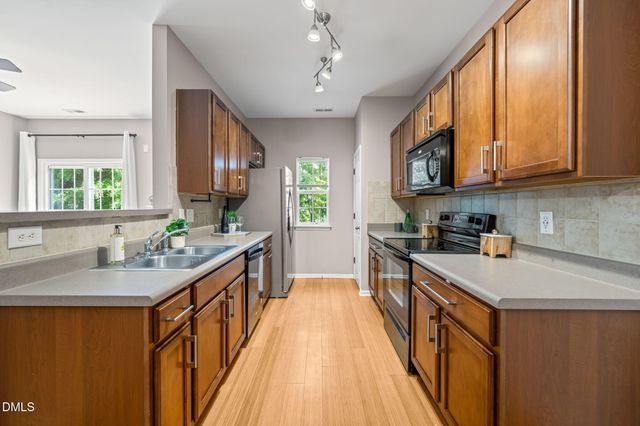 106 Forrymast Trail, Apex, NC 27539