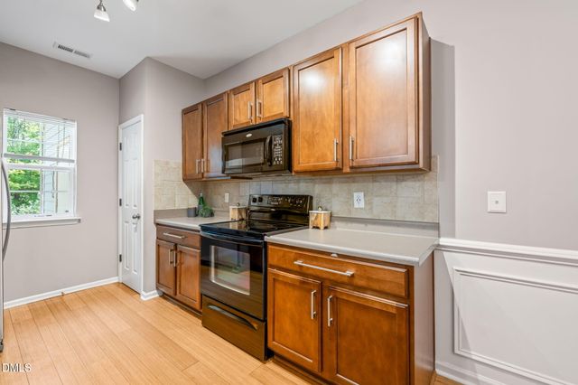 106 Forrymast Trail, Apex, NC 27539