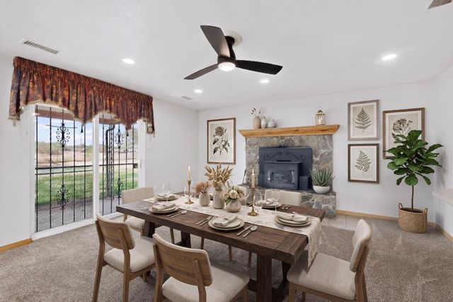 3601 Sunstar Lp Loop SW, Albuquerque, NM 87105