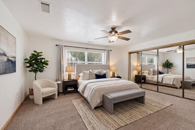 3601 Sunstar Lp Loop SW, Albuquerque, NM 87105
