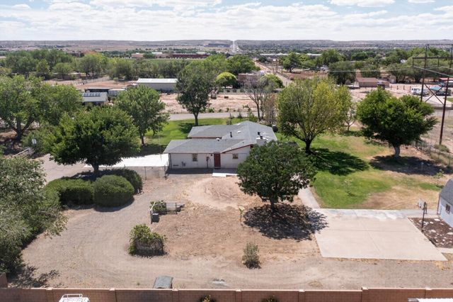 3601 Sunstar Lp Loop SW, Albuquerque, NM 87105