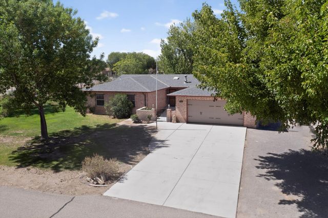 3601 Sunstar Lp Loop SW, Albuquerque, NM 87105