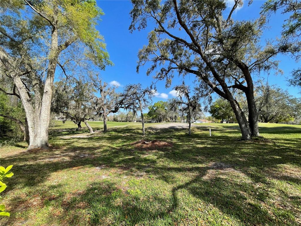 Image 24 of property listing at 13237 MOLITOR COURT 13237, Hudson, FL 34669