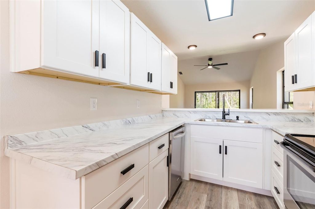 Image 6 of property listing at 13237 MOLITOR COURT 13237, Hudson, FL 34669