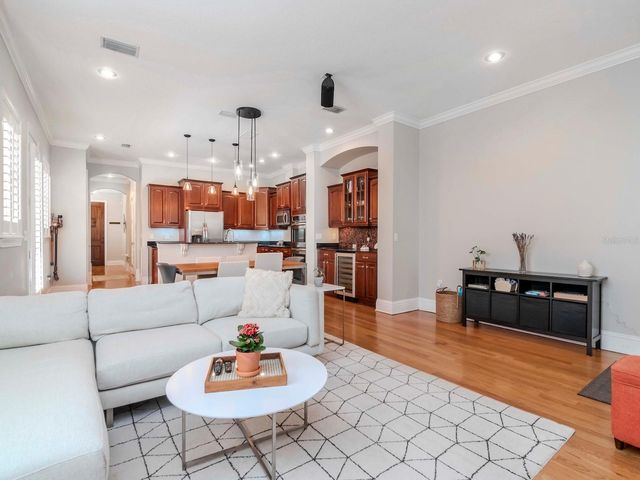 418 S HABANA AVENUE, Tampa, FL 33609