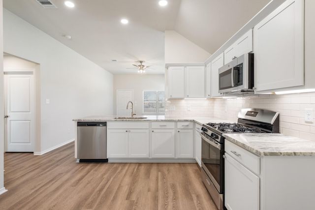 1236 High Street, Navasota, TX 77868