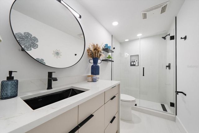 578 SPANISH DRIVE S, Longboat Key, FL 34228