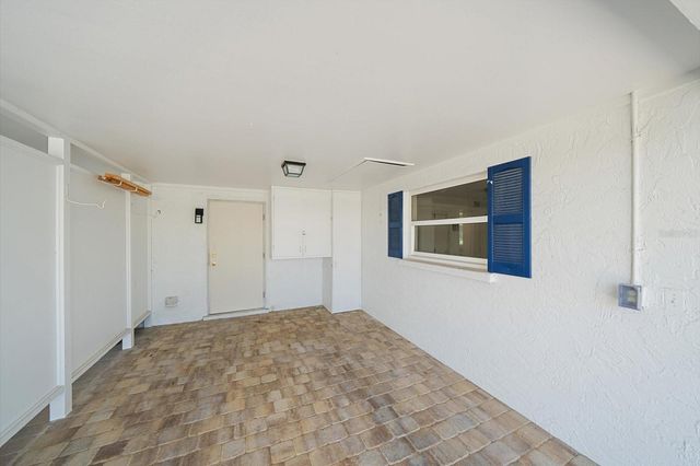 578 SPANISH DRIVE S, Longboat Key, FL 34228