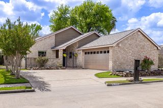 14131 Hillvale Drive, Houston, TX 77077