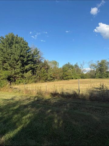 454 W Boiling Springs Rd, Portland, TN 37148