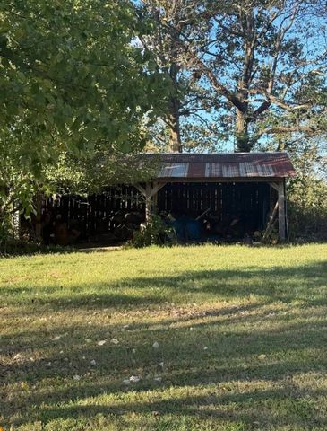 454 W Boiling Springs Rd, Portland, TN 37148