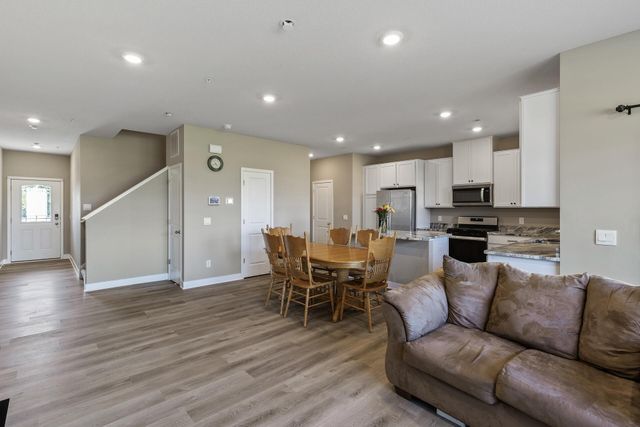 16386 Jaffna Place, Lakeville, MN 55044