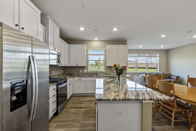 16386 Jaffna Place, Lakeville, MN 55044