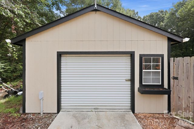 111 Linda Avenue, China Grove, NC 28023