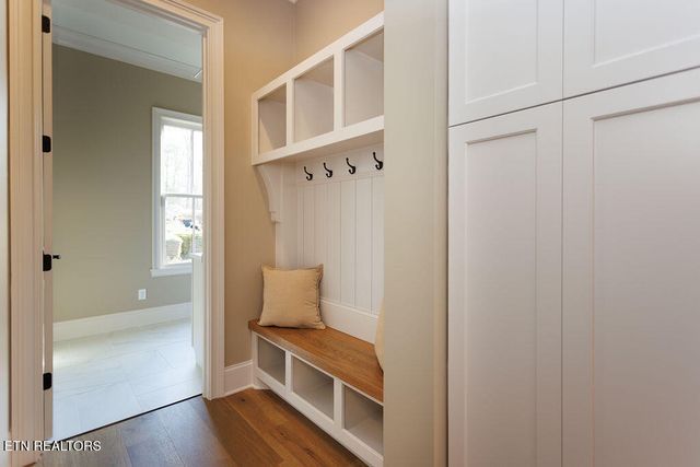 135 Hedgewood Point, Crossville, TN 38558