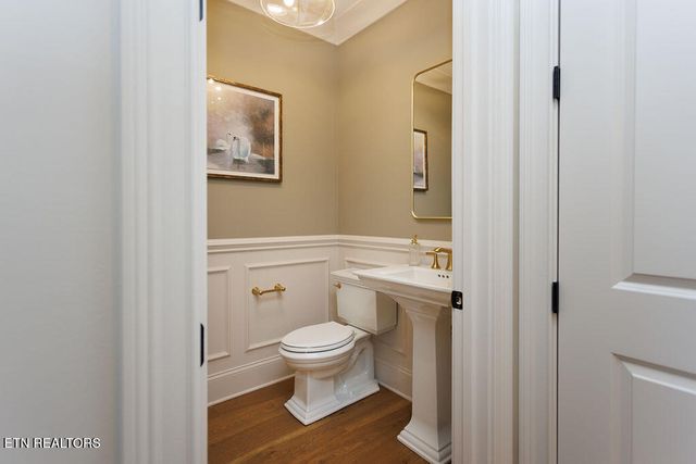 135 Hedgewood Point, Crossville, TN 38558