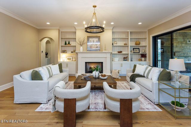 135 Hedgewood Point, Crossville, TN 38558