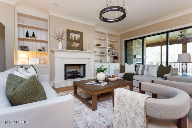 135 Hedgewood Point, Crossville, TN 38558