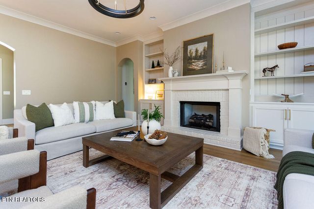 135 Hedgewood Point, Crossville, TN 38558