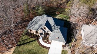 135 Hedgewood Point, Crossville, TN 38558