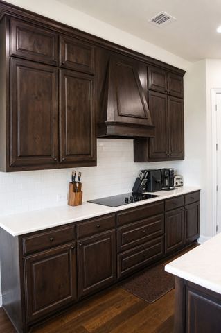279 Paluxy Street, Burleson, TX 76028