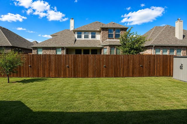 279 Paluxy Street, Burleson, TX 76028