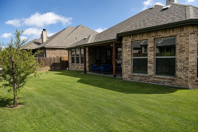 279 Paluxy Street, Burleson, TX 76028