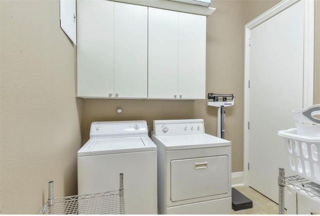 2207 Post Office Street 202, Galveston, TX 77550