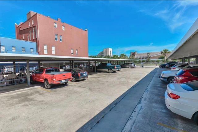 2207 Post Office Street 202, Galveston, TX 77550