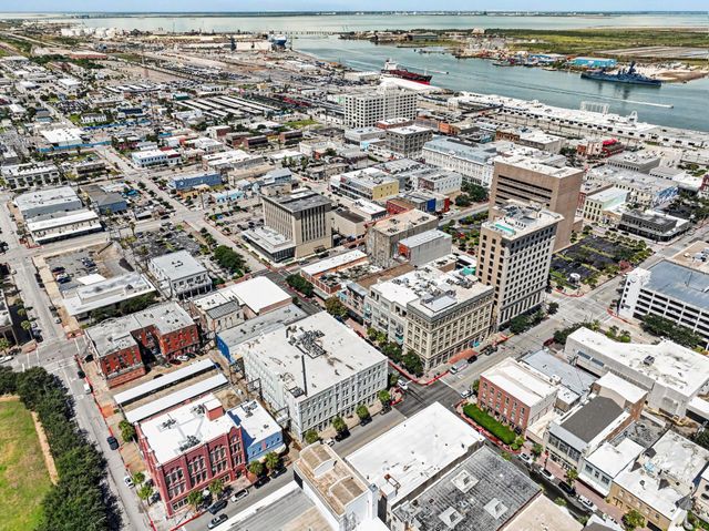 2207 Post Office Street 202, Galveston, TX 77550