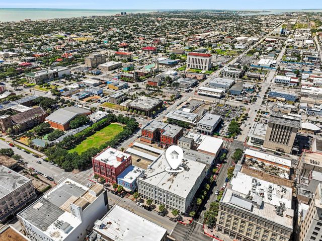 2207 Post Office Street 202, Galveston, TX 77550
