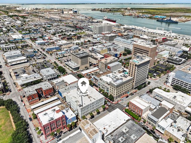 2207 Post Office Street 202, Galveston, TX 77550