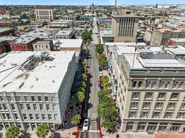 2207 Post Office Street 202, Galveston, TX 77550