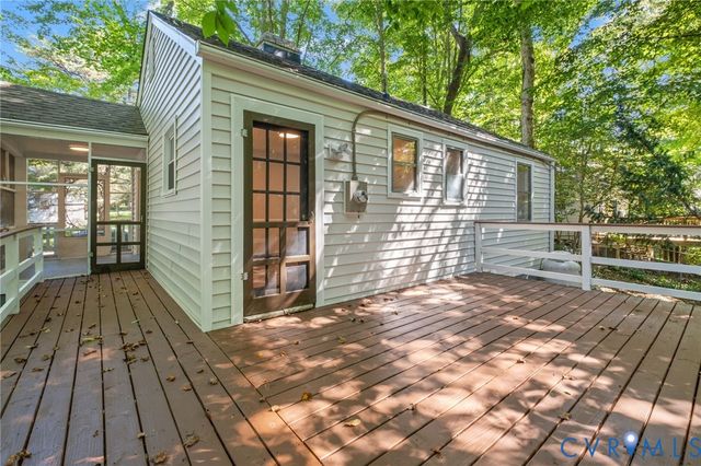 9005 Old Holly Rd, Richmond, VA 23235