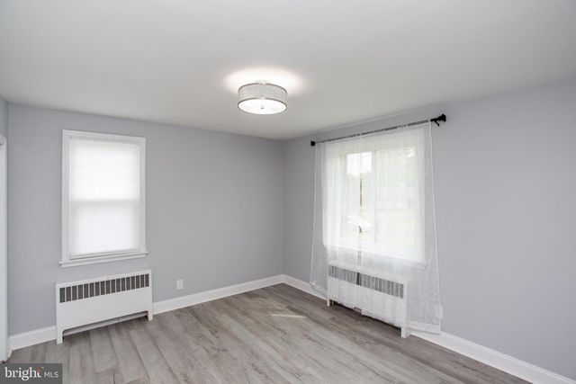 123 HOLLY RD, Southampton, PA 18966