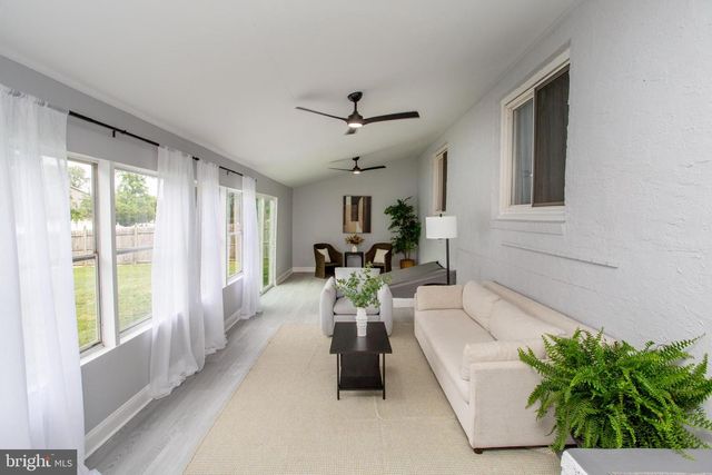 123 HOLLY RD, Southampton, PA 18966