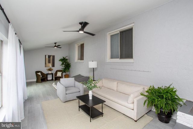 123 HOLLY RD, Southampton, PA 18966