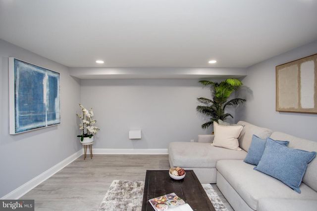 123 HOLLY RD, Southampton, PA 18966