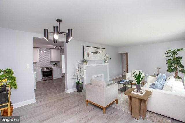 123 HOLLY RD, Southampton, PA 18966