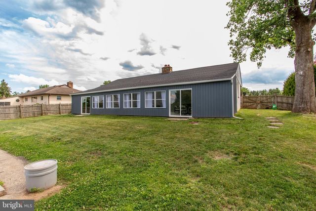 123 HOLLY RD, Southampton, PA 18966