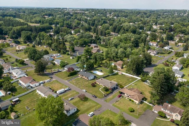 123 HOLLY RD, Southampton, PA 18966
